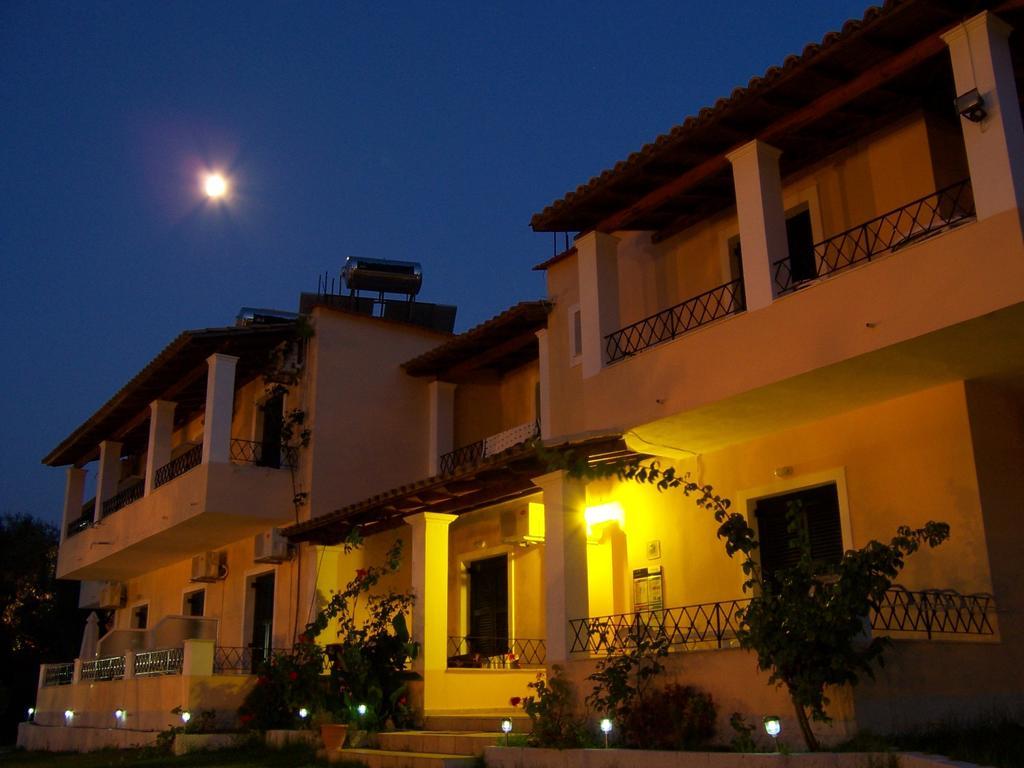 Rising Sun Apartments&Studios Benitses  Exterior foto