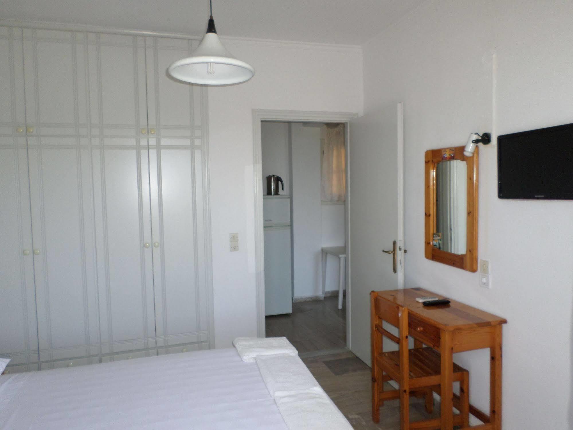 Rising Sun Apartments&Studios Benitses  Exterior foto
